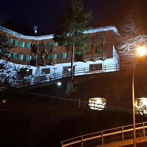 Camera doppia